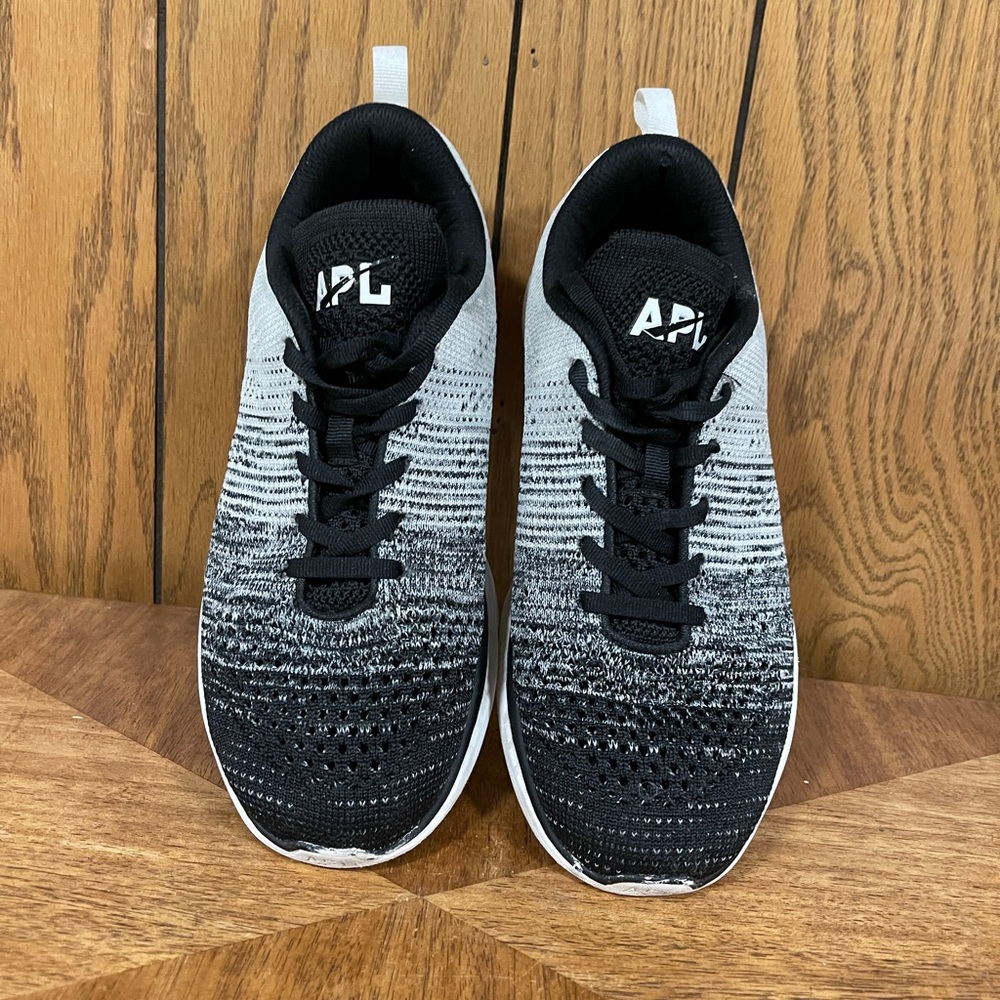 APL:Athletic Propulsion Labs Techloom Pro ,Colors Black & Gray- Women - Picture 10 of 12